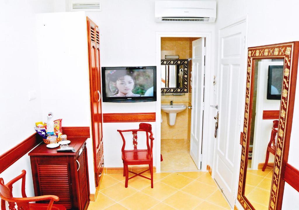 Hoang Thanh Thuy Airport Hotel 1 - Gan Am Thuc Dem Cho Hoang Hoa Tham Ho Chi Minh City Room photo
