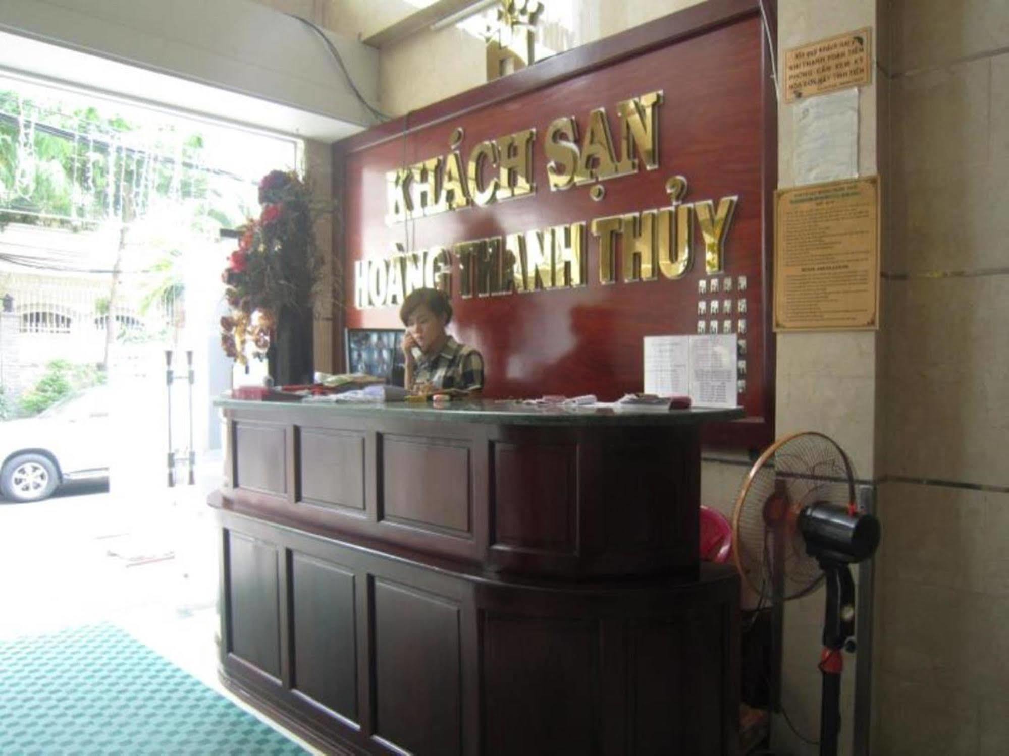 Hoang Thanh Thuy Airport Hotel 1 - Gan Am Thuc Dem Cho Hoang Hoa Tham Ho Chi Minh City Exterior photo